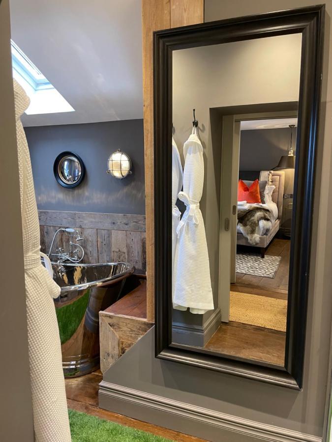 Appartamento The Cocktail Lounge At Cheshire Boutique Bathhouse Nantwich Esterno foto