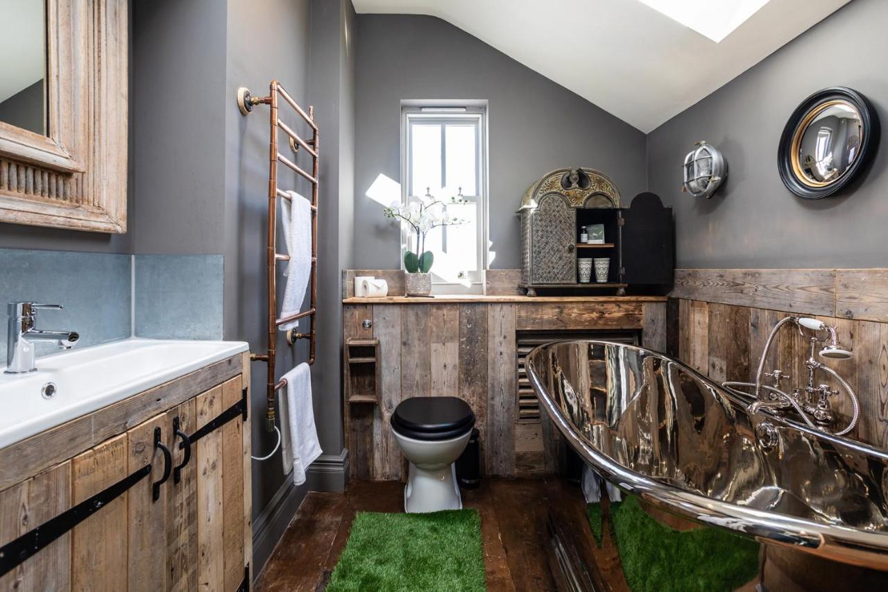 Appartamento The Cocktail Lounge At Cheshire Boutique Bathhouse Nantwich Esterno foto